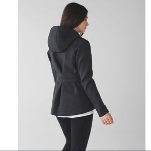 Lululemon &go Skyline jacket in gray 6